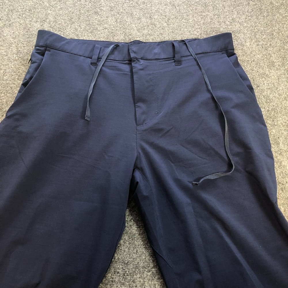 Fabletics Pants Mens 34x32 Blue The Only Pant Performance Stretch Golf Athletic